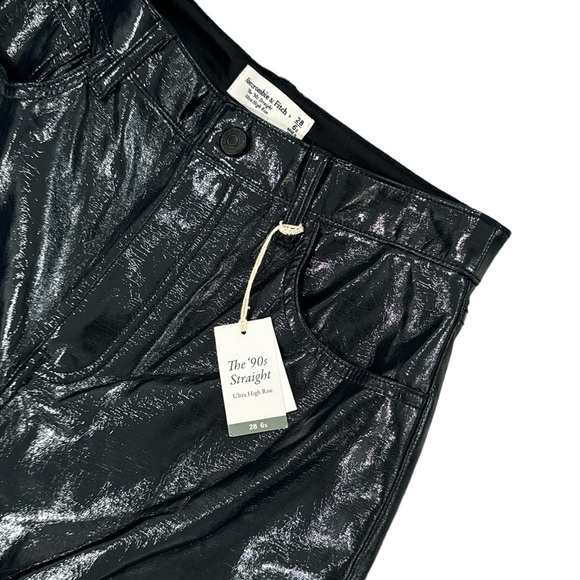 Abercrombie & Fitch Black Vegan Patent Leather 90s Straight Ultra High Rise Pant - Picture 6 of 14